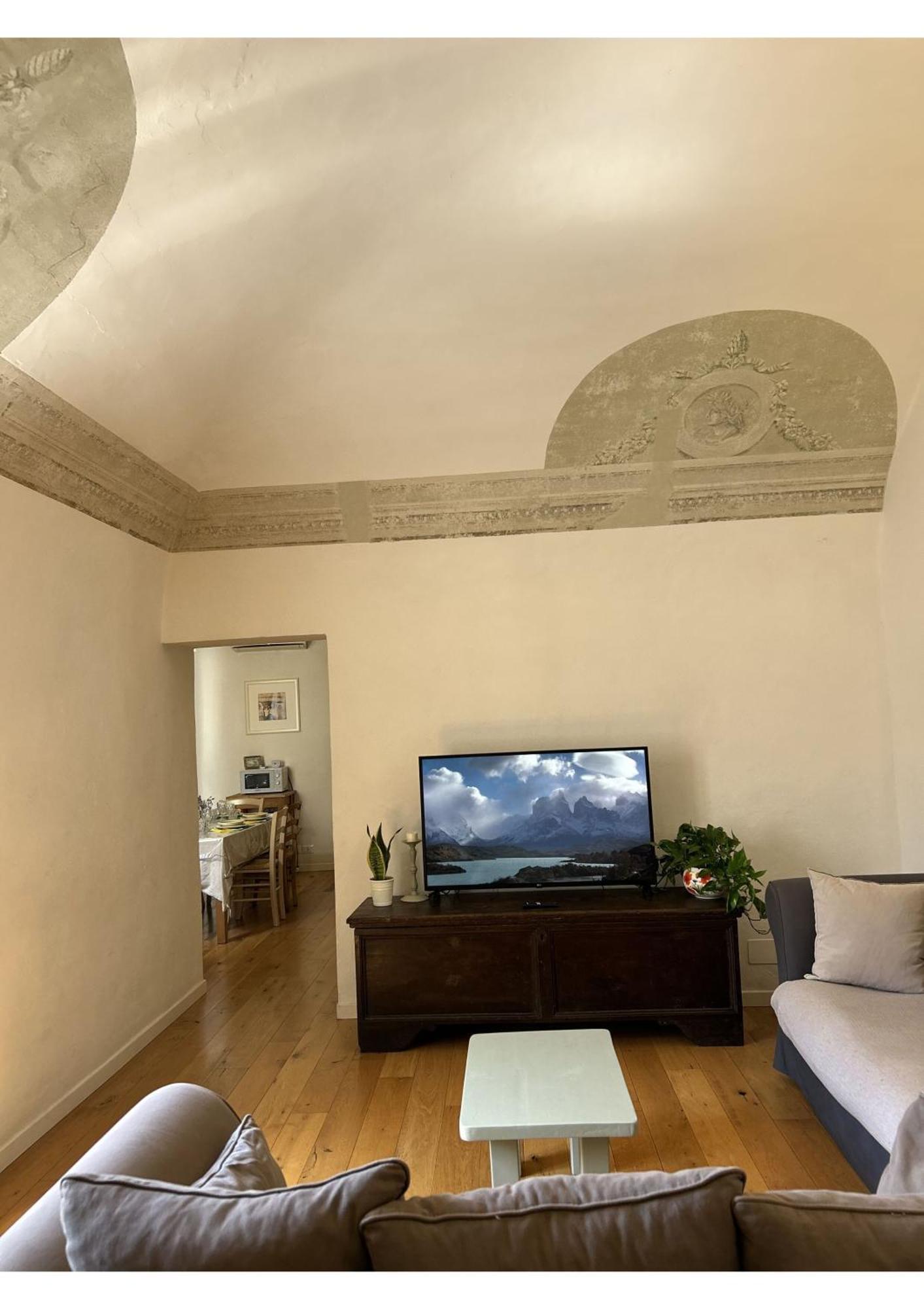 Frescos House Pisa